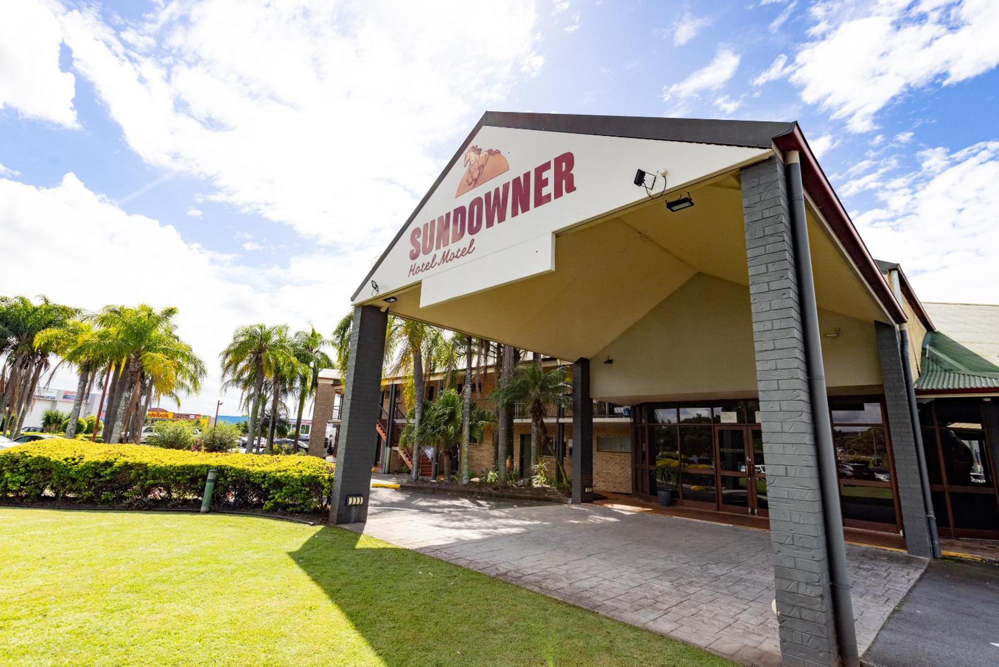 Sundowner Hotel Motel Caboolture Buitenkant foto