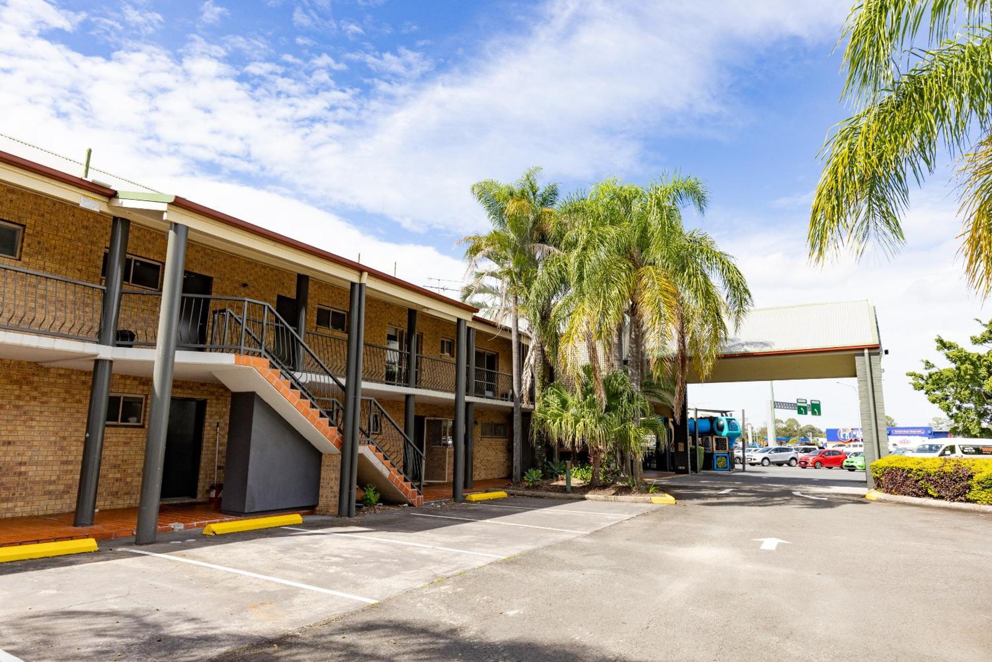 Sundowner Hotel Motel Caboolture Buitenkant foto
