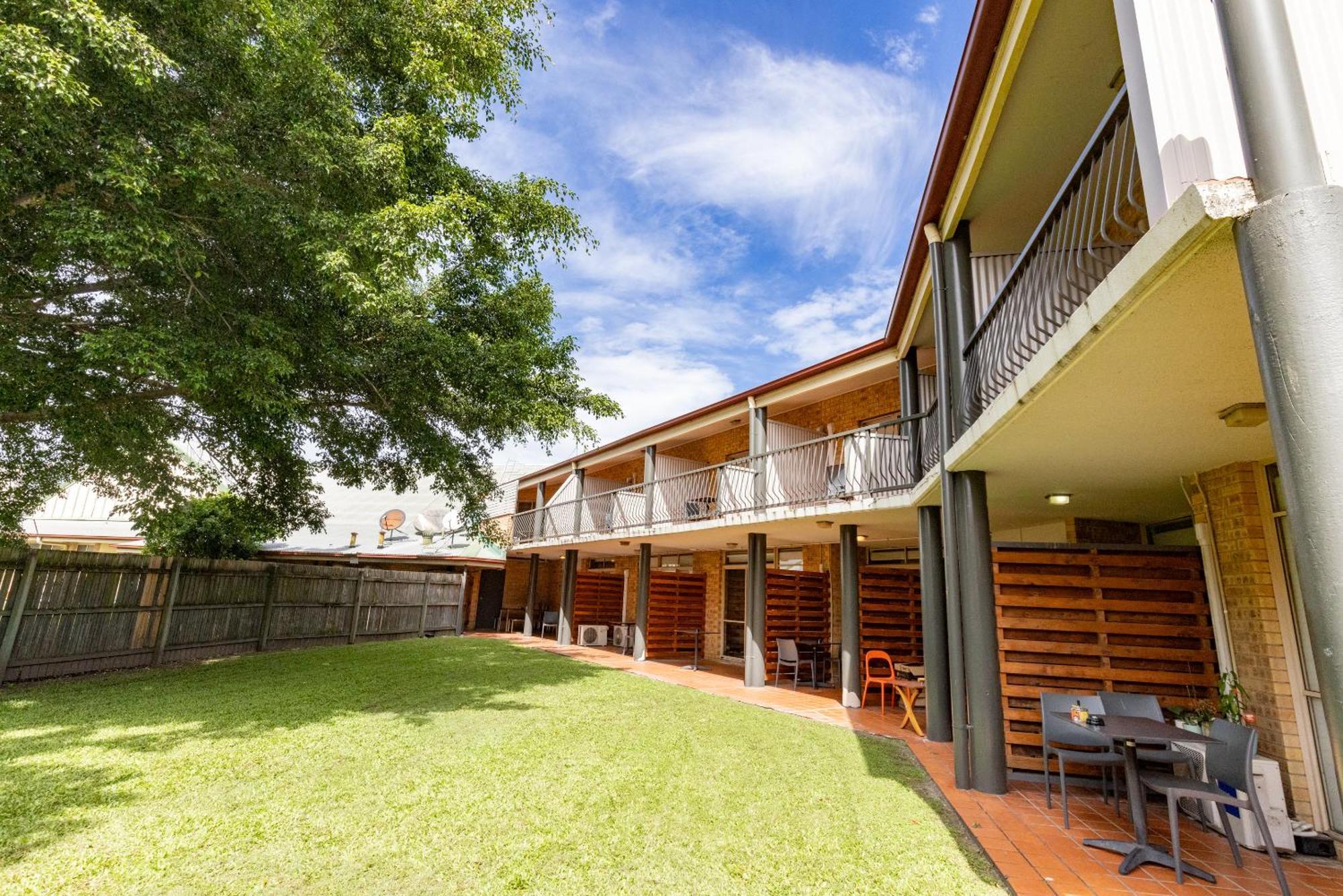 Sundowner Hotel Motel Caboolture Buitenkant foto
