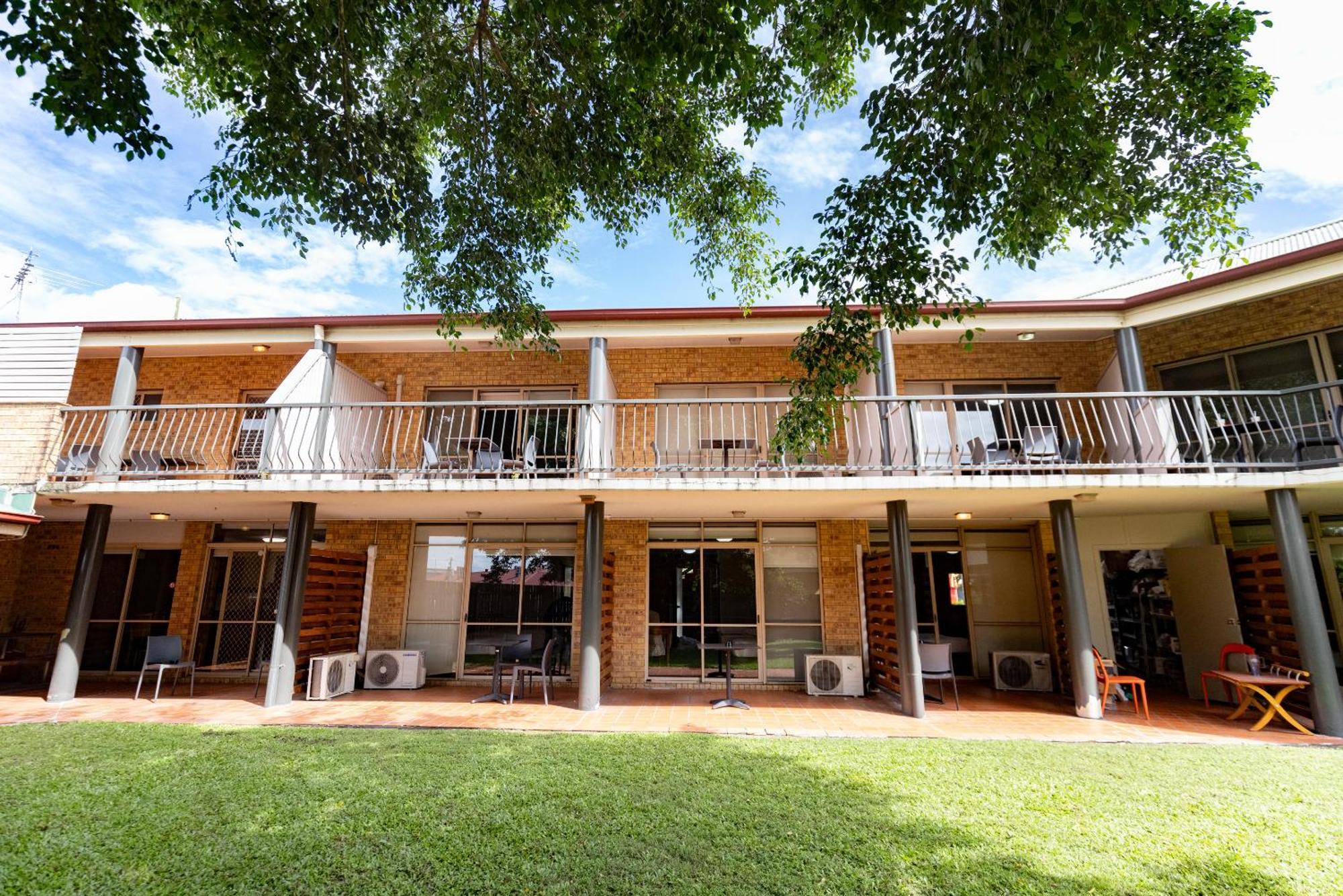 Sundowner Hotel Motel Caboolture Buitenkant foto