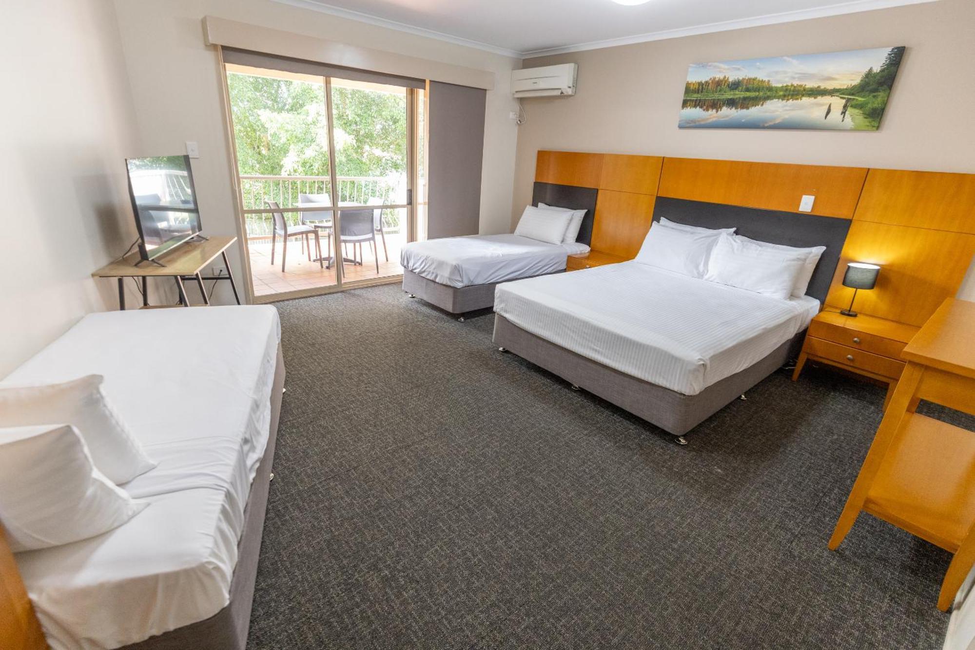 Sundowner Hotel Motel Caboolture Buitenkant foto