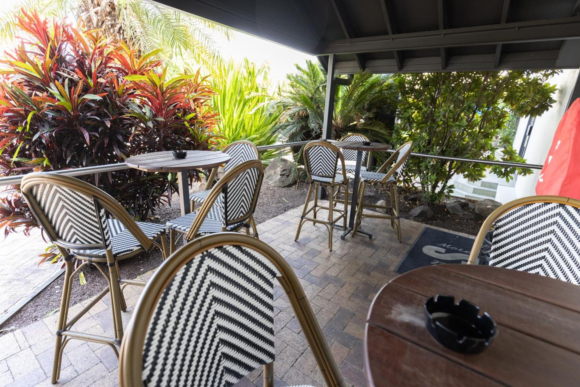 Sundowner Hotel Motel Caboolture Buitenkant foto